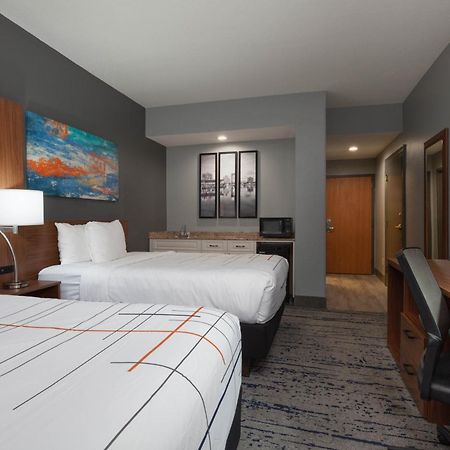 La Quinta By Wyndham St. Petersburg Northeast *Newly Renovated Hotel Kültér fotó