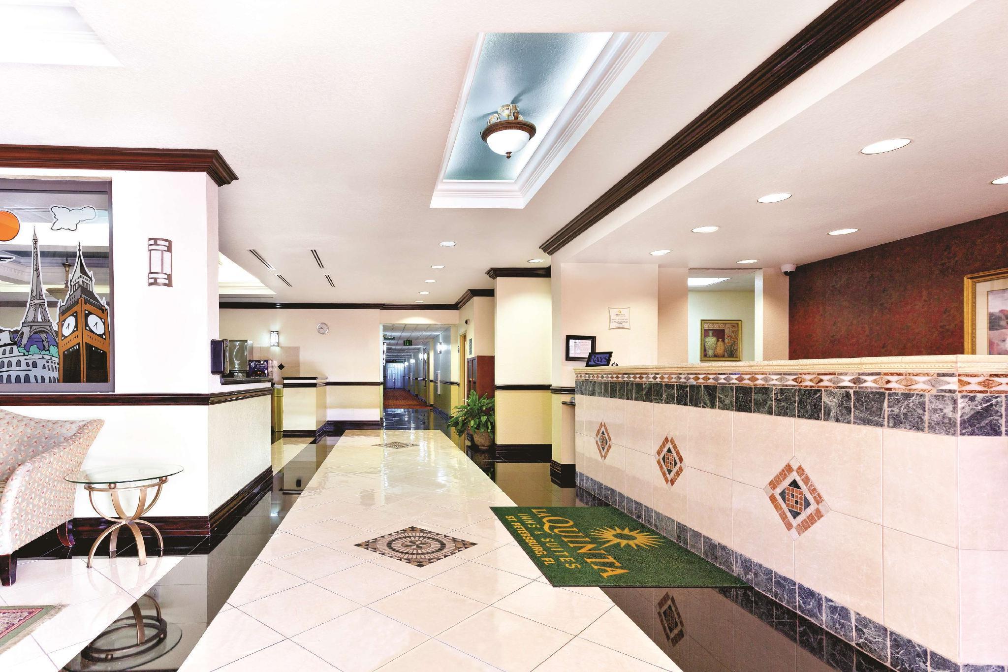 La Quinta By Wyndham St. Petersburg Northeast *Newly Renovated Hotel Kültér fotó