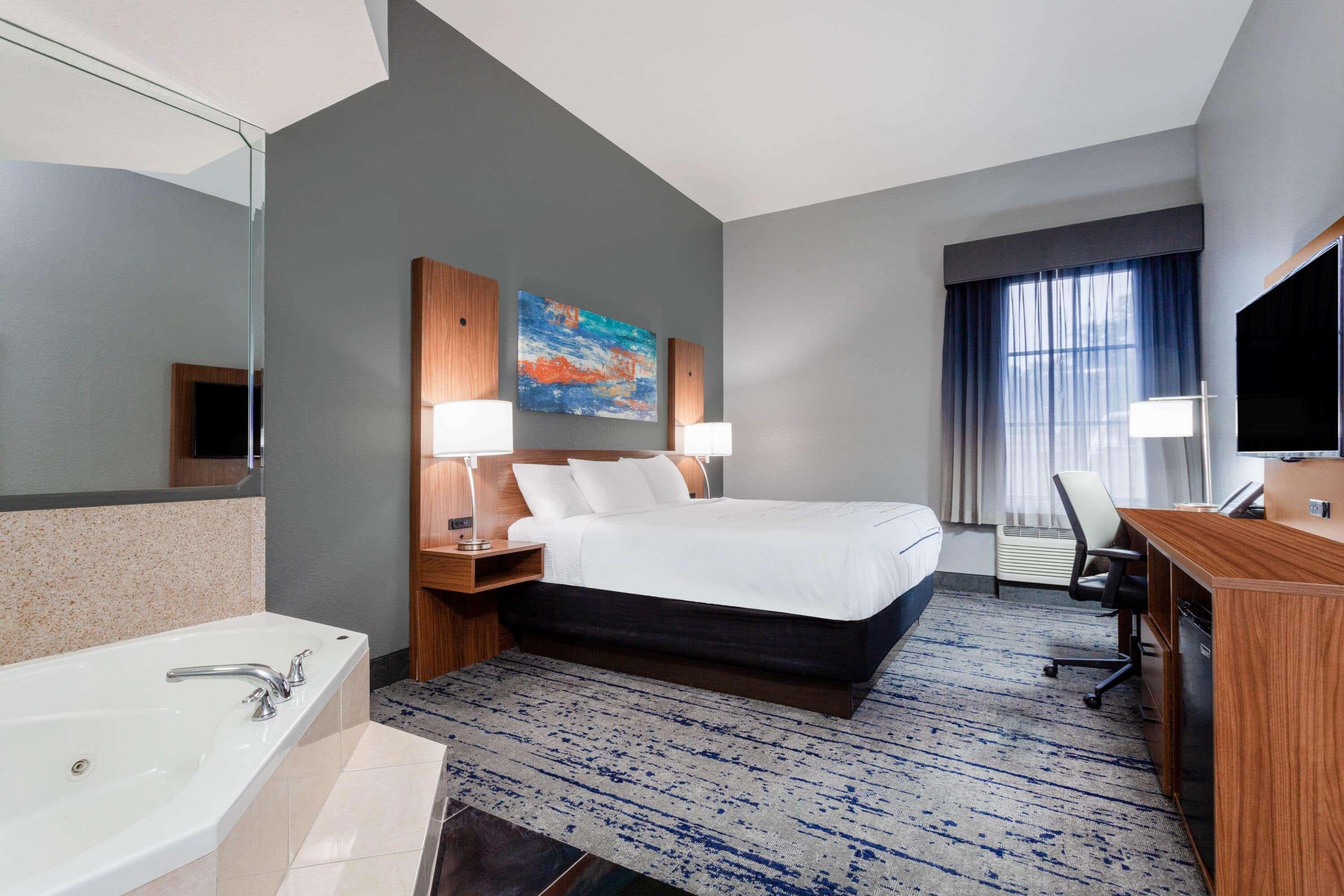 La Quinta By Wyndham St. Petersburg Northeast *Newly Renovated Hotel Kültér fotó
