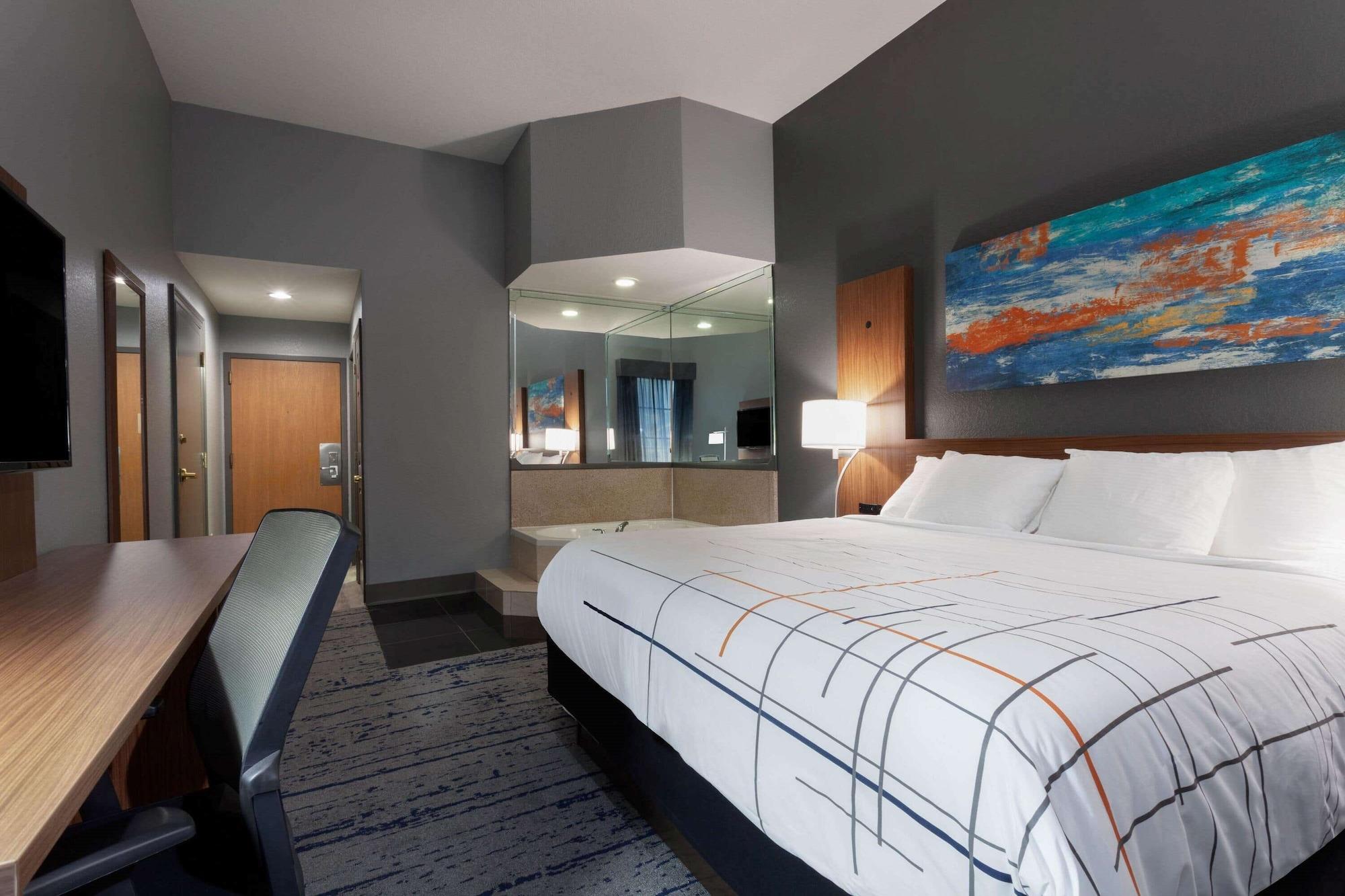 La Quinta By Wyndham St. Petersburg Northeast *Newly Renovated Hotel Kültér fotó