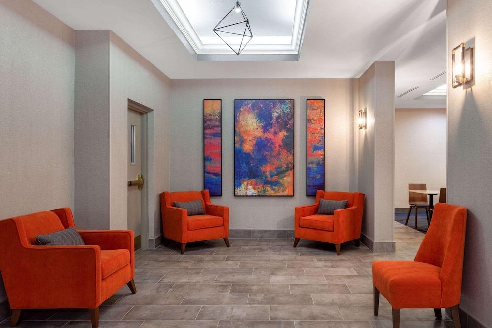 La Quinta By Wyndham St. Petersburg Northeast *Newly Renovated Hotel Kültér fotó