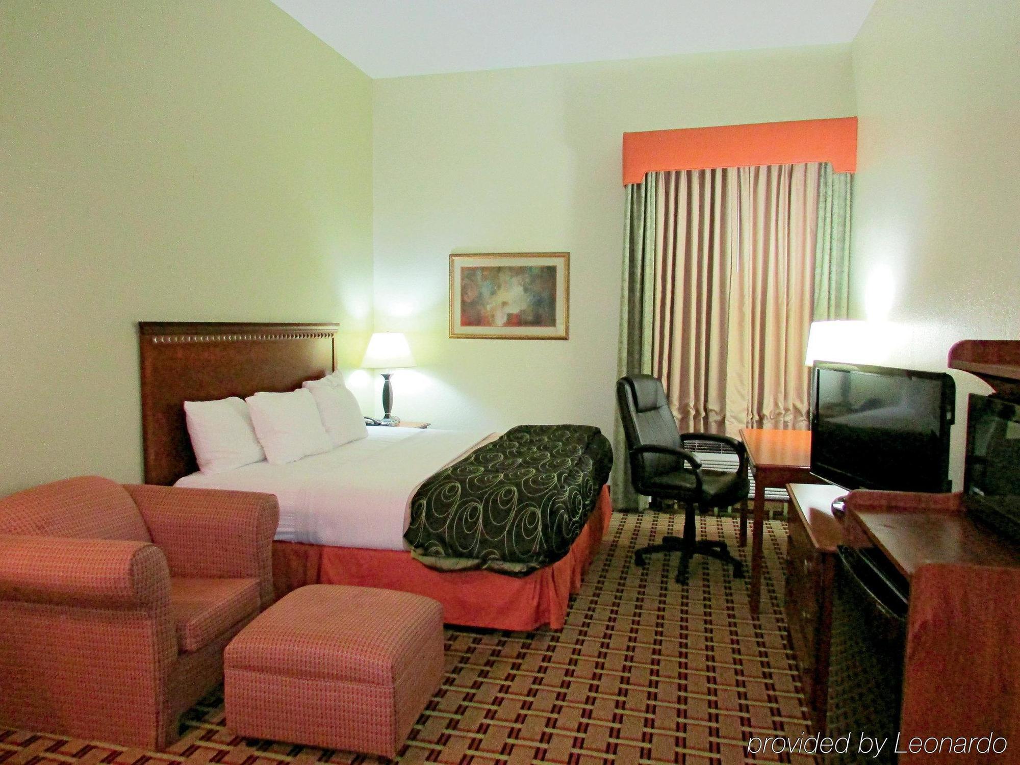 La Quinta By Wyndham St. Petersburg Northeast *Newly Renovated Hotel Kültér fotó
